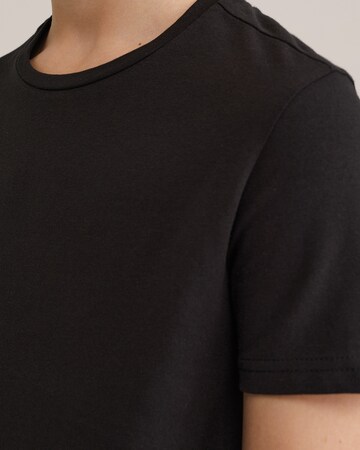 WE Fashion Shirt in Black