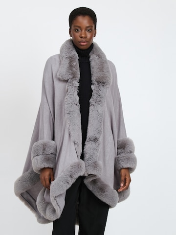 Pull-over Influencer en gris : devant