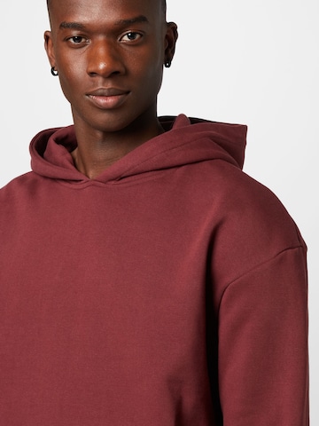 Urban Classics Sweatshirt in Rood