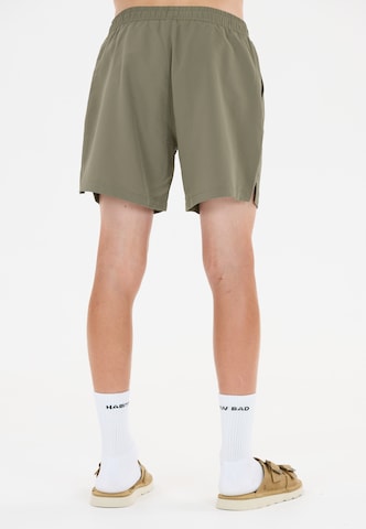 Les'Arcs Board Shorts 'Smiler' in Green