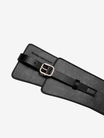 Victoria Hyde Belt 'Noa' in Black