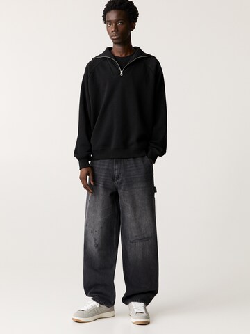 Pull&Bear Loosefit Farkut värissä musta