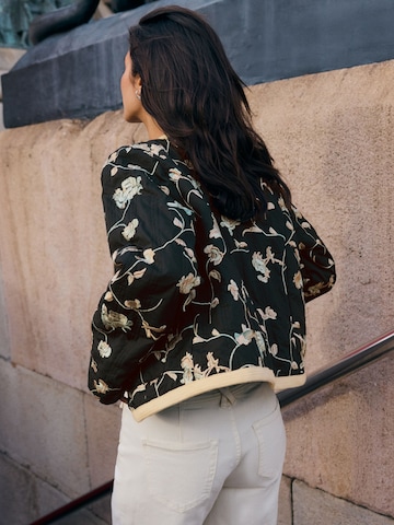 Friends Like These - Chaqueta de entretiempo en negro