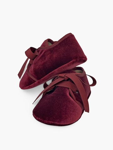 Chaussure basse Pisamonas en rouge