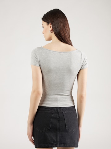 Gina Tricot T-Shirt in Grau