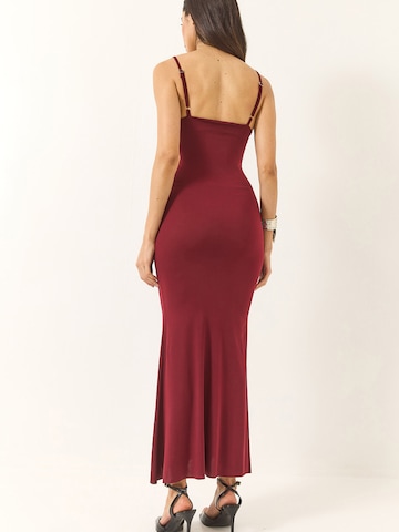 Abito da sera di Bianco Lucci in rosso