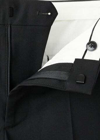 MANGO MAN Slim fit Pleated Pants 'Paris' in Black