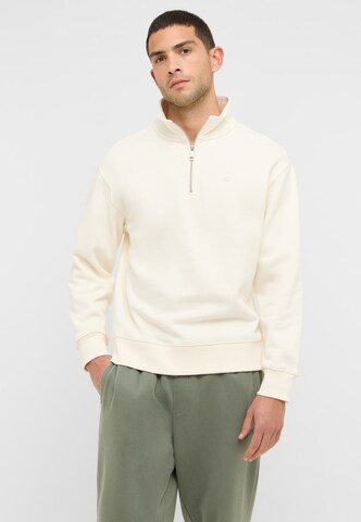 MUSTANG Sweatshirt 'Style Franklin' in White: front