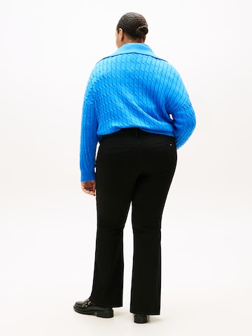 Bootcut Jeans de la Tommy Hilfiger Curve pe albastru