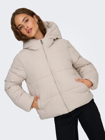 Veste d’hiver 'ONLJuta' ONLY en beige