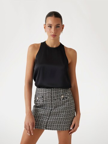 GUESS Blouse in Black: front