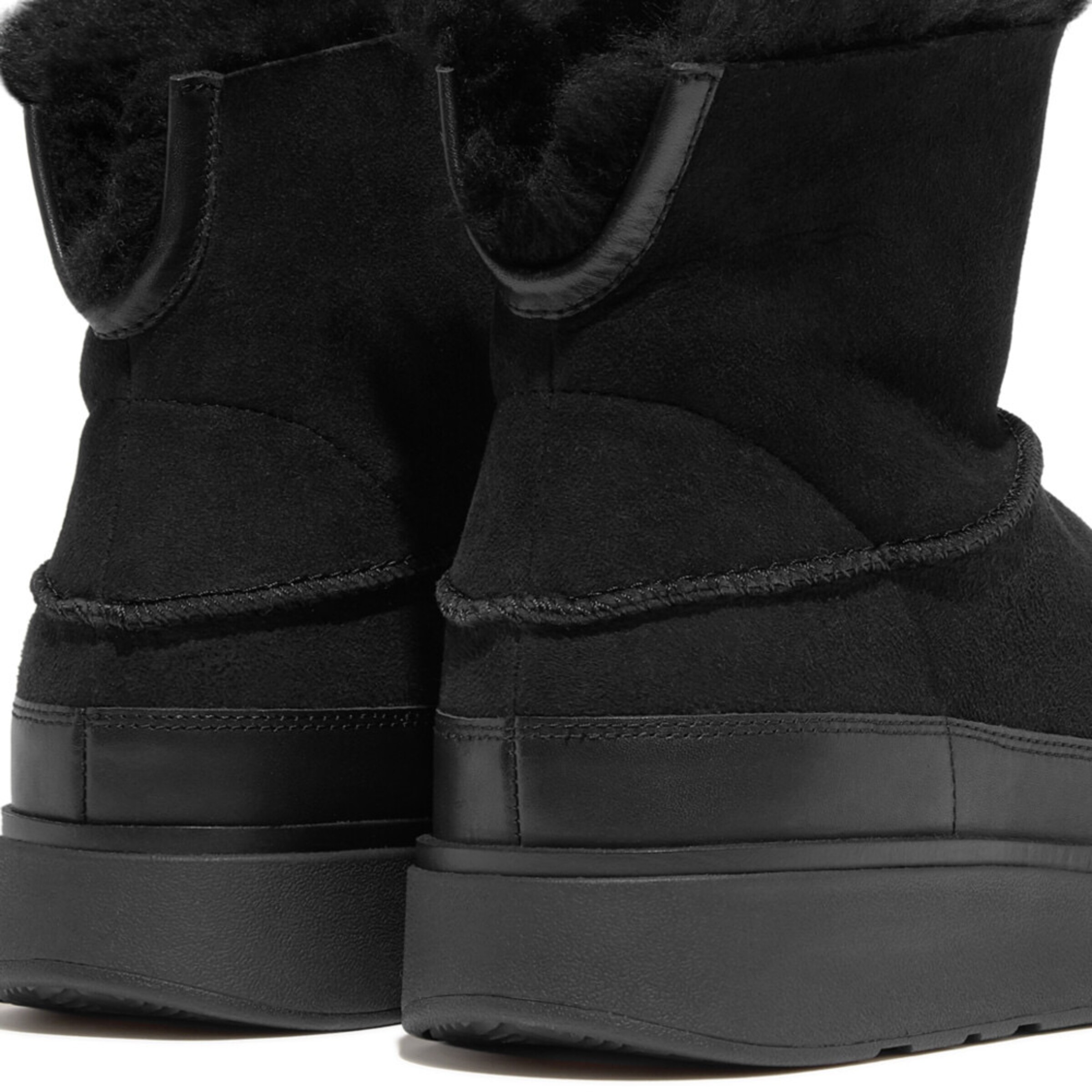 FitFlop Boots in Black
