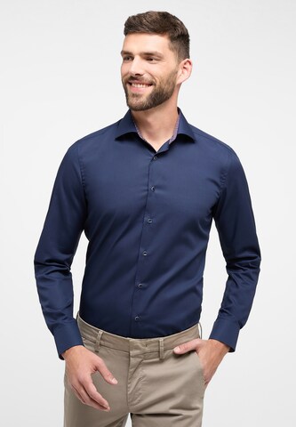 ETERNA Slim Fit Бизнес риза в синьо: отпред