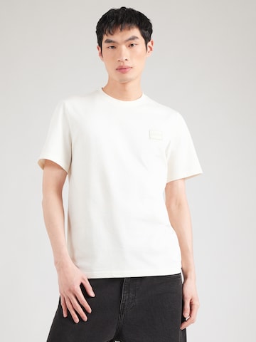 MUSTANG Футболка 'Austin' в Белый: спереди