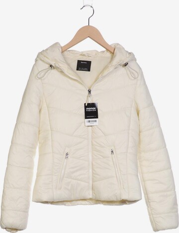 Bershka Jacket & Coat in S in White: front