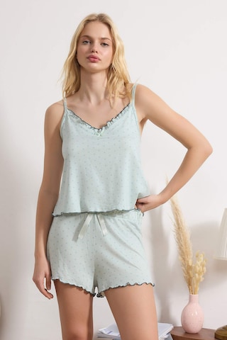Trendyol - Pijama de pantalón corto en verde: frente