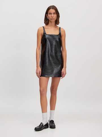 Robe 'Teena' EDITED en noir : devant