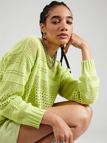 ABOUT YOU Sweater 'Maira' in Yellow