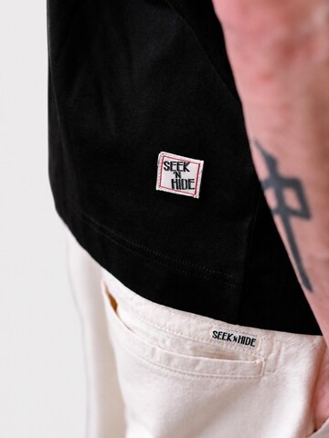 Seek 'n Hide Regular Chino trousers in White