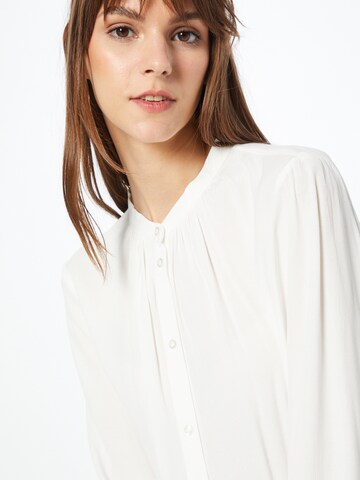 Soft Rebels Bluse 'Anna' i hvid