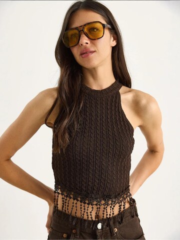 Bianco Lucci - Top de malha em castanho