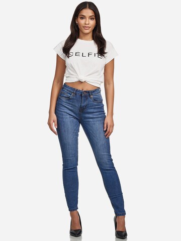 Tazzio Skinny Jeans 'F101' in Blau