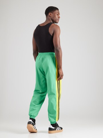 ADIDAS ORIGINALS Zúžený Kalhoty – zelená
