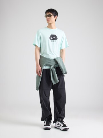 Nike Sportswear Shirt in Groen