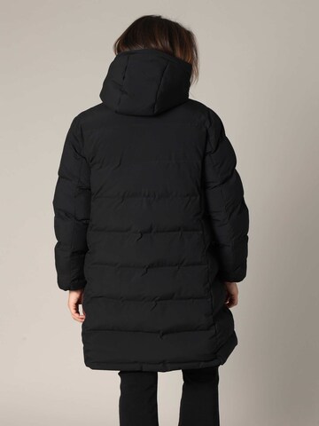 Manteau d’hiver 'Samiah' Deeluxe en noir
