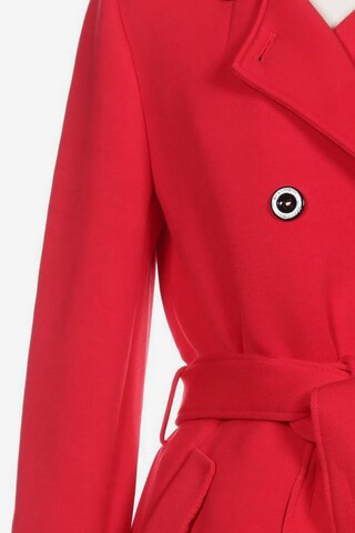 Beaumont Jacket & Coat in S in Red