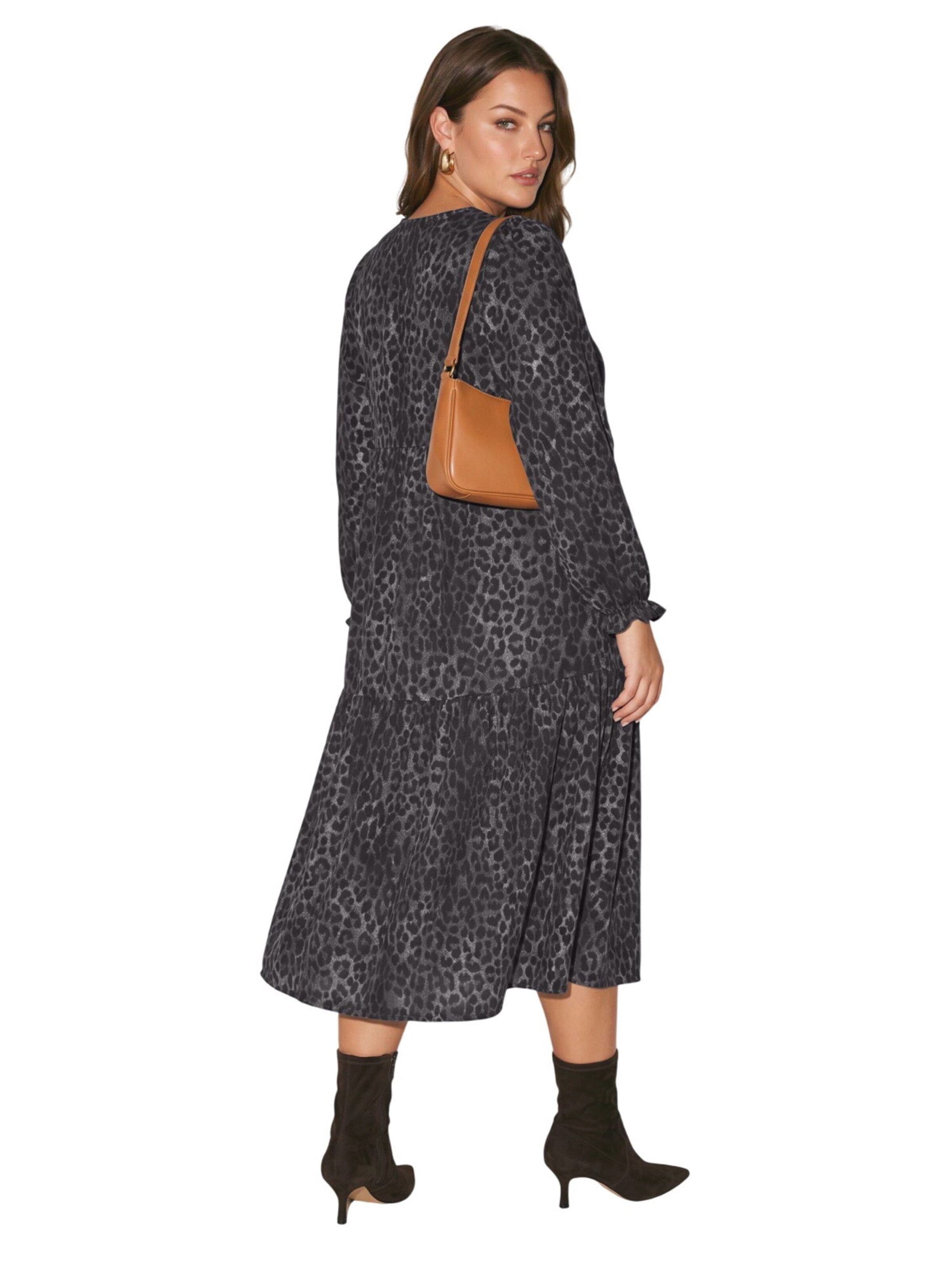 Shape Of You Kleid‌‌‌‌‌ in Grau