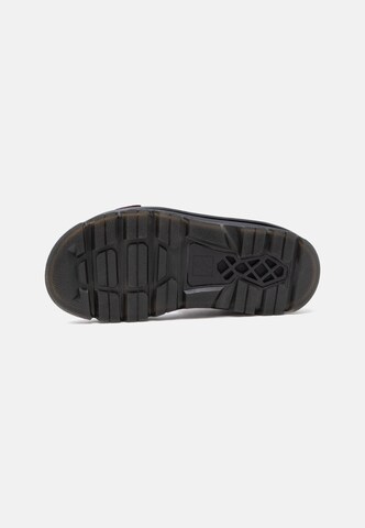 Dr. Martens Sandały w kolorze czerwony