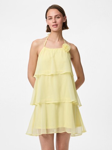 PIECES Kleid in Gelb: Vorderseite