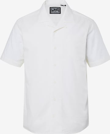 STHUGE Button Up Shirt in White: front