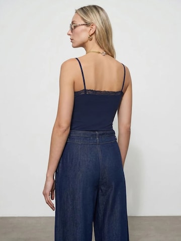 Dilvin Top in Blue