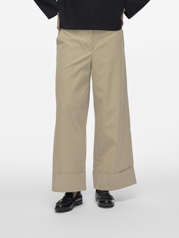 VILA - Pierna ancha Pantalón en gris: frente