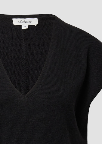 s.Oliver Pullover in Schwarz