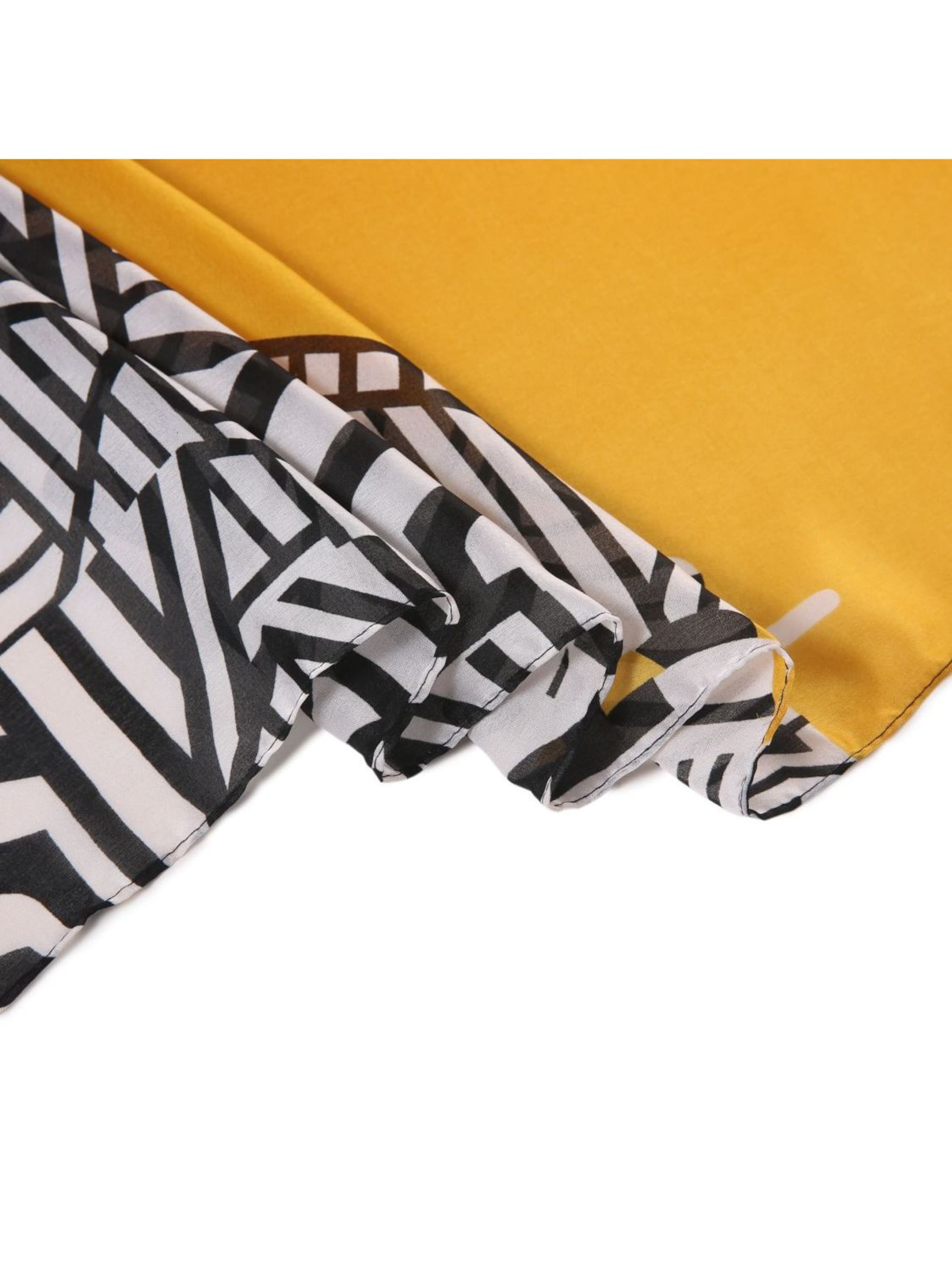 Sciarpa 'Etole de Soie Madame Florina' di alberto cabale in giallo