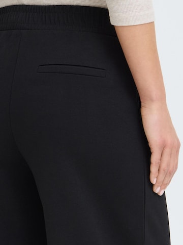 Oxmo Regular Pleated Wide Pant in Schwarz