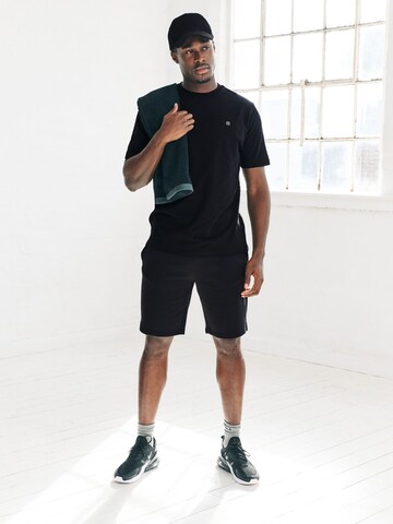 Next Póló - fekete