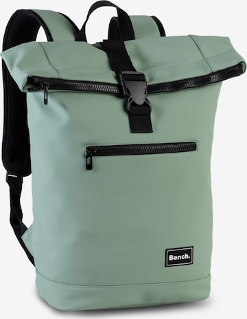 BENCH Backpack in Green: front