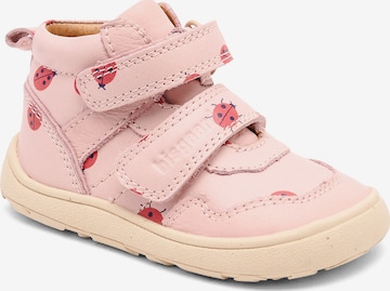 BISGAARD Lauflernschuh in Pink: Vorderseite