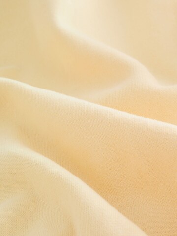 Next Sweatvest in Geel