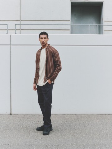 Loosefit Pantalon chino 'Natan' BLEND en noir