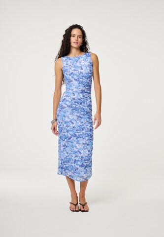 Fabienne Chapot Jurk 'Zina' in Blauw: voorkant