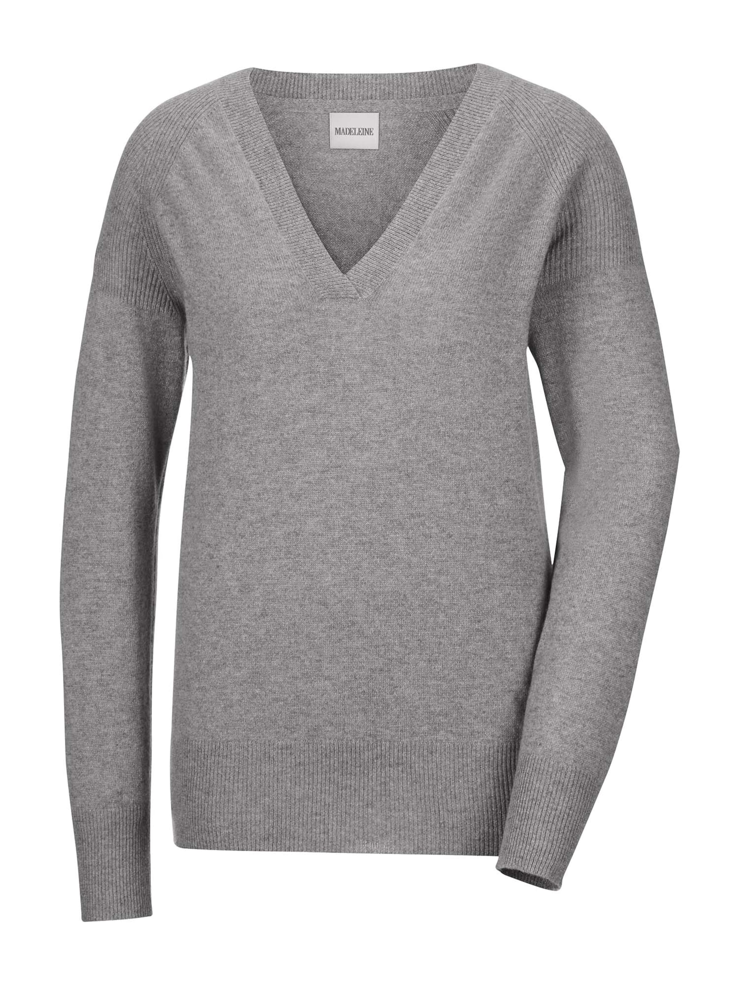 MADELEINE Sweater in Grey: front