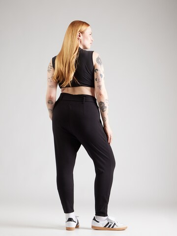 Vero Moda Curve Tapered Pleat-Front Pants 'VMBAILEY' in Black