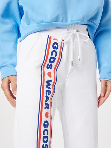 Effilé Pantalon GCDS en blanc