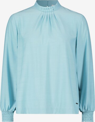 Betty & Co Blouse in Blue: front