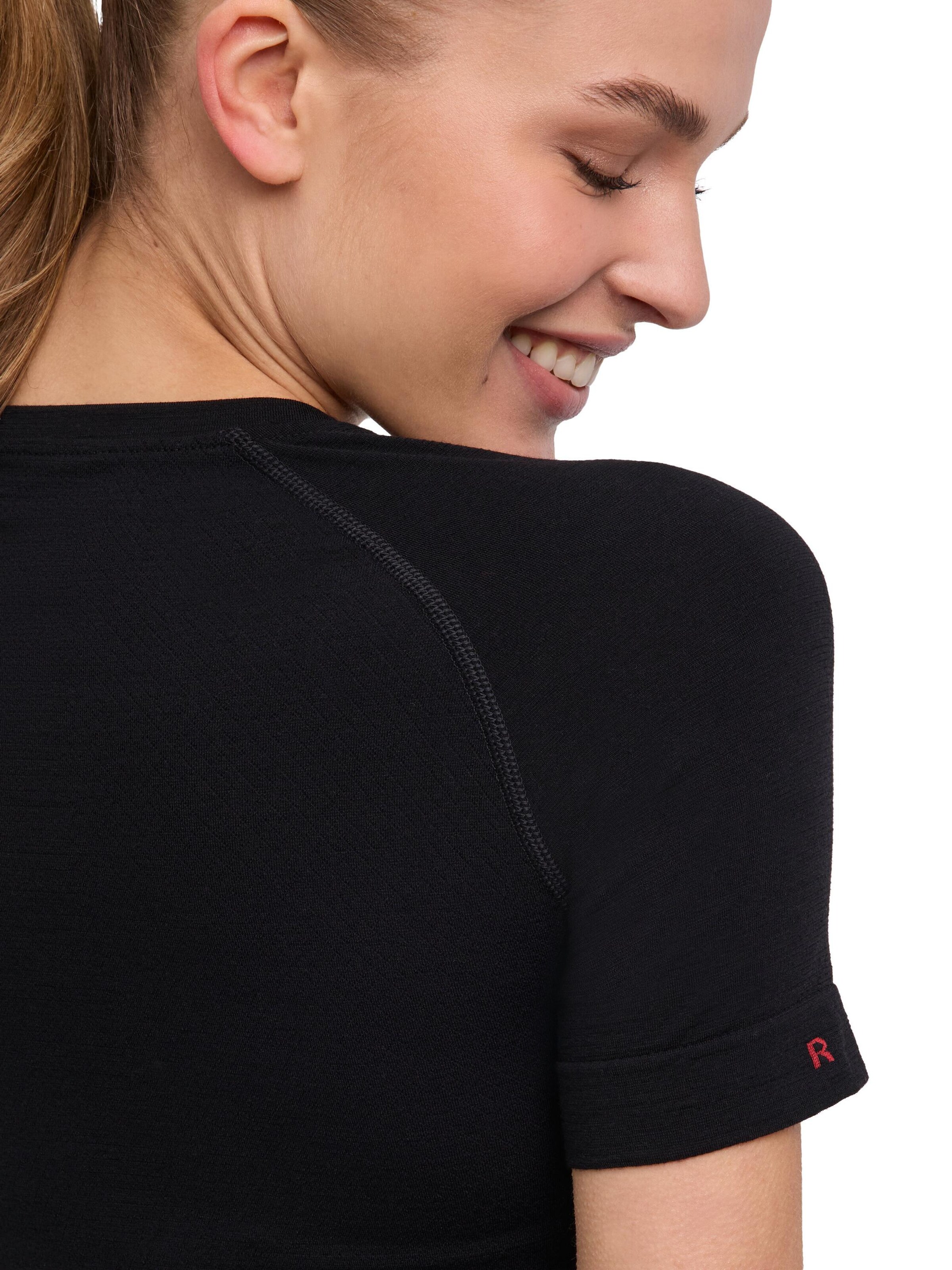 FALKE Base Layer‌‌‌‌‌‌‌ in Schwarz